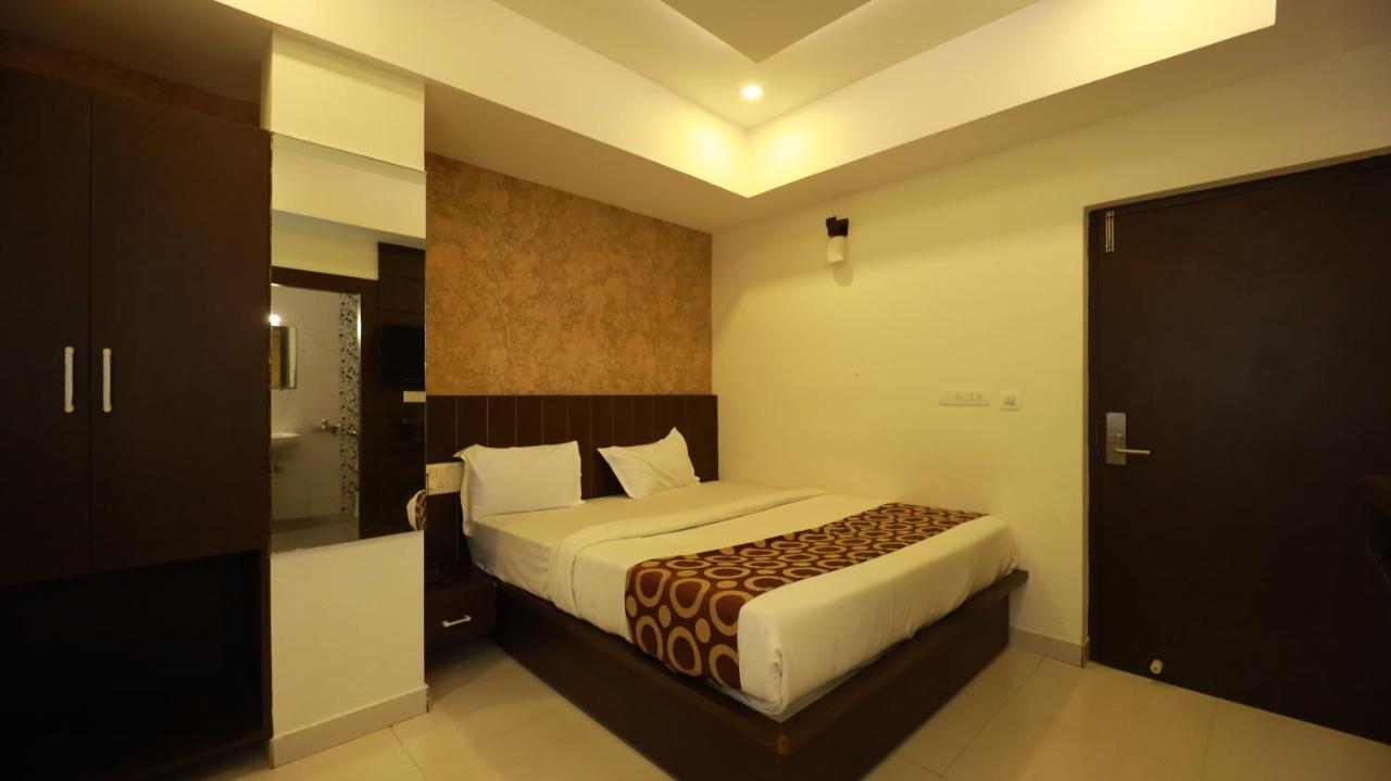 Silver Suite Chikmagalur Luaran gambar