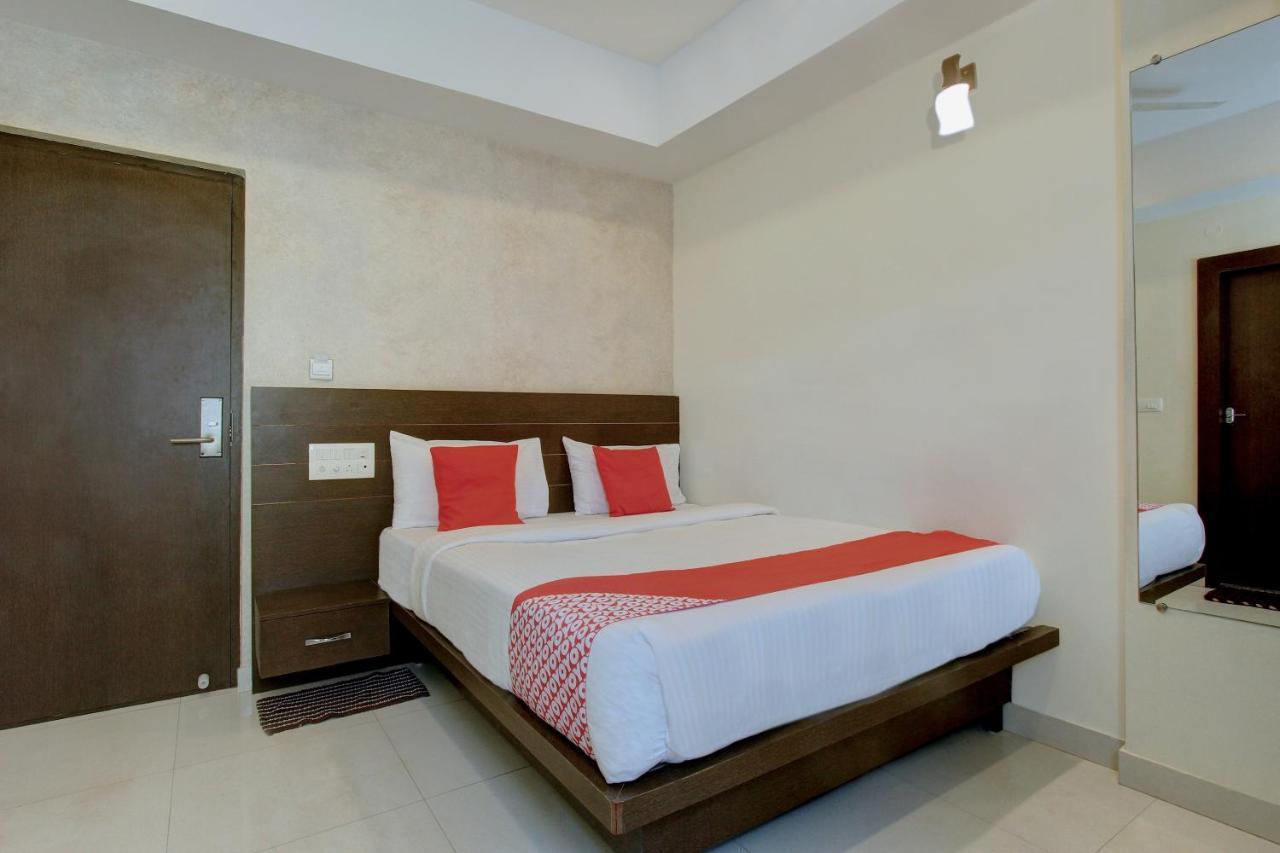 Silver Suite Chikmagalur Luaran gambar
